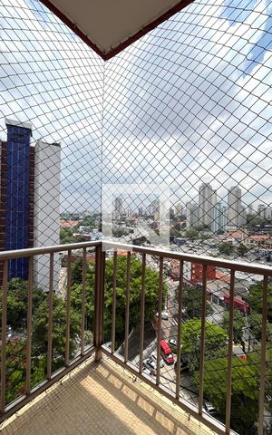 Apartamento à venda com 140m², 3 quartos e 1 vaga Apartamento à venda com 140m², 3 quartos e 1 vagaVaranda