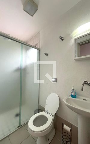 Apartamento à venda com 140m², 3 quartos e 1 vaga Apartamento à venda com 140m², 3 quartos e 1 vagaBanheiro 2