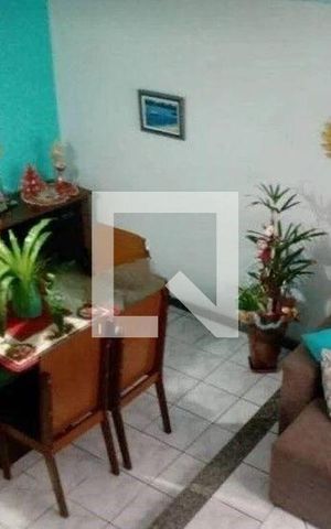 Casa de condomínio à venda com 110m², 3 quartos e 2 vagas