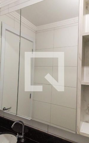 Apartamento para alugar com 62m², 2 quartos e 1 vaga Apartamento para alugar com 62m², 2 quartos e 1 vagaBanheiro