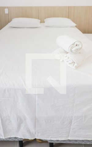 Studio para alugar com 28m², 1 quarto e sem vaga Studio para alugar com 28m², 1 quarto e sem vagaStudio