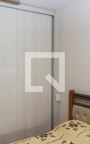 Casa à venda com 80m², 3 quartos e 2 vagas Casa à venda com 80m², 3 quartos e 2 vagasSuite