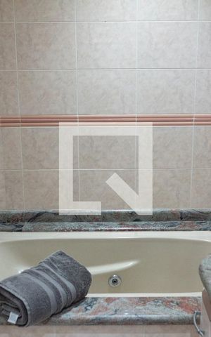 Casa à venda com 212m², 3 quartos e 4 vagas Casa à venda com 212m², 3 quartos e 4 vagasBanheiro