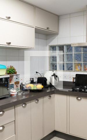 Casa à venda com 212m², 3 quartos e 4 vagas Casa à venda com 212m², 3 quartos e 4 vagasCozinha