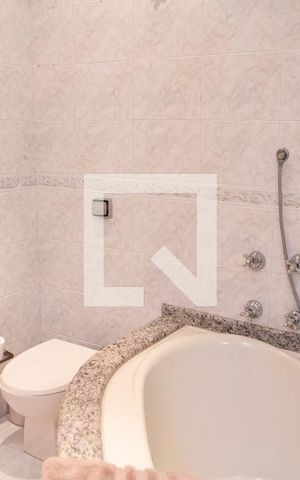 Casa à venda com 212m², 3 quartos e 4 vagas Casa à venda com 212m², 3 quartos e 4 vagasQuarto 01