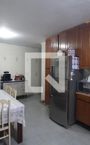 Casa à venda com 500m², 4 quartos e 6 vagasCozinha