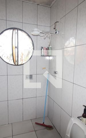 Casa à venda com 500m², 4 quartos e 6 vagasBanheiro 2