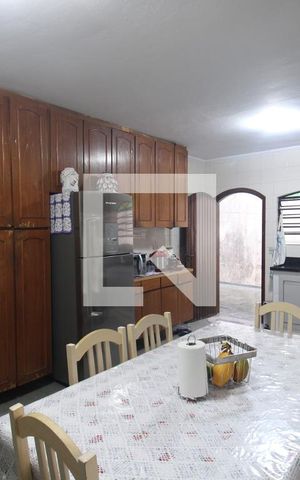 Casa à venda com 500m², 4 quartos e 6 vagasCozinha