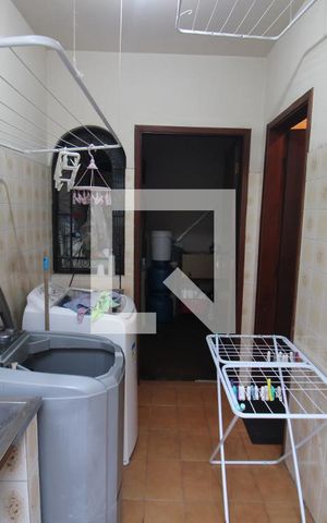 Casa à venda com 500m², 4 quartos e 6 vagasÁrea de Serviço