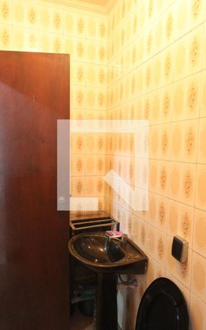 Casa à venda com 500m², 4 quartos e 6 vagasBanheiro 3