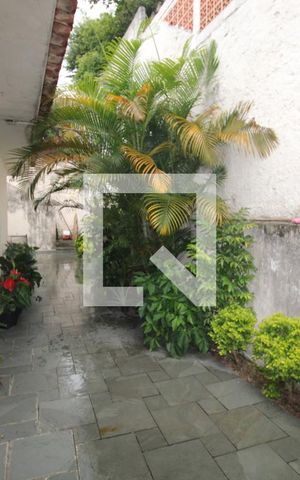 Casa à venda com 500m², 4 quartos e 6 vagasGaragem