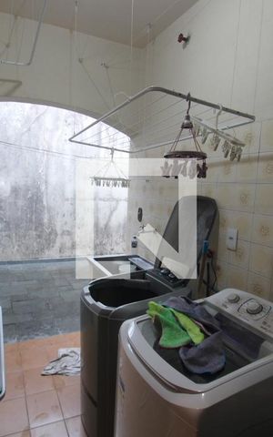 Casa à venda com 500m², 4 quartos e 6 vagasÁrea de Serviço
