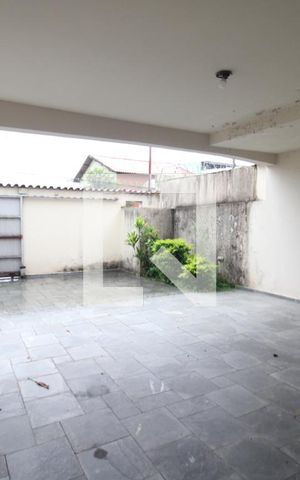 Casa à venda com 500m², 4 quartos e 6 vagasGaragem