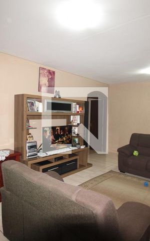 Casa à venda com 500m², 4 quartos e 6 vagasSala