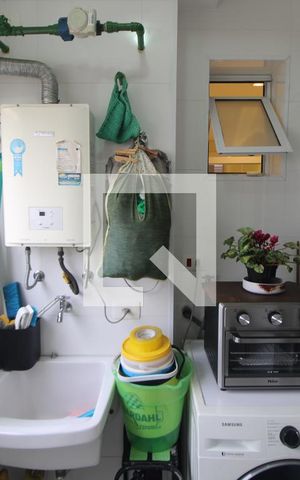 Apartamento à venda com 92m², 2 quartos e 2 vagasÁrea de Serviço
