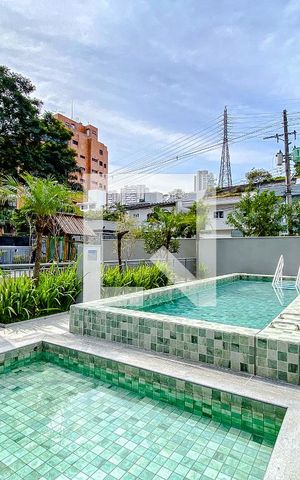 Apartamento à venda com 117m², 2 quartos e 3 vagasÁrea comum - Piscina