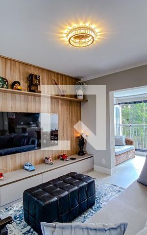 Apartamento à venda com 117m², 2 quartos e 3 vagasSala