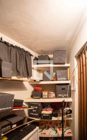 Casa à venda com 260m², 2 quartos e 2 vagasCloset