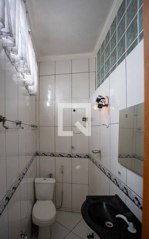 Casa à venda com 260m², 2 quartos e 2 vagasBanheiro 2