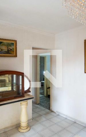 Casa à venda com 260m², 2 quartos e 2 vagasSala de TV