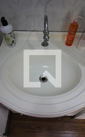 Apartamento à venda com 48m², 2 quartos e 1 vagaBanheiro Social