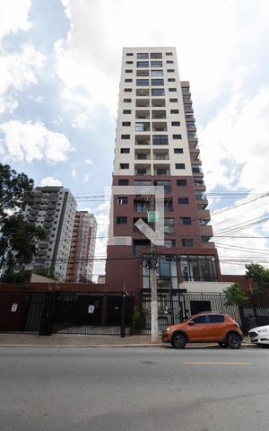 Apartamento à venda com 38m², 1 quarto e sem vaga Apartamento à venda com 38m², 1 quarto e sem vagaFachada