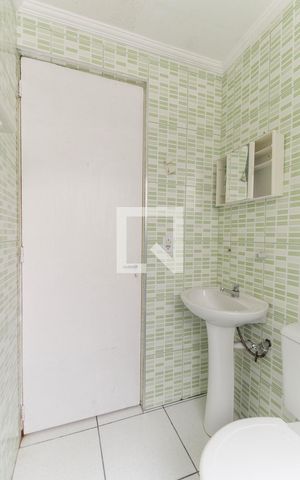 Apartamento à venda com 50m², 2 quartos e 1 vaga Apartamento à venda com 50m², 2 quartos e 1 vagaBanheiro