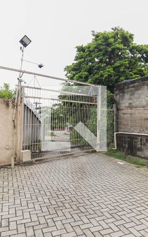 Apartamento à venda com 50m², 2 quartos e 1 vaga Apartamento à venda com 50m², 2 quartos e 1 vagaEntrada estacionamento