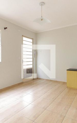 Apartamento à venda com 50m², 2 quartos e 1 vaga Apartamento à venda com 50m², 2 quartos e 1 vagaSala