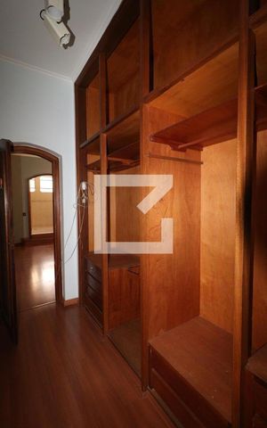 Apartamento para alugar com 314m², 5 quartos e 4 vagasSuíte 2 - closet