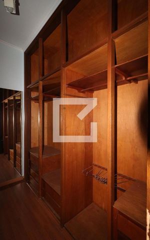 Apartamento para alugar com 314m², 5 quartos e 4 vagasSuíte 2 - closet