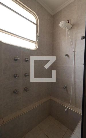 Apartamento para alugar com 314m², 5 quartos e 4 vagasBanheiro