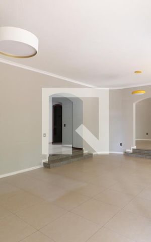 Apartamento para alugar com 314m², 5 quartos e 4 vagasSala
