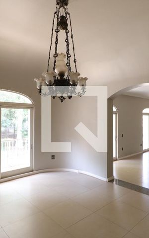 Apartamento para alugar com 314m², 5 quartos e 4 vagasSala