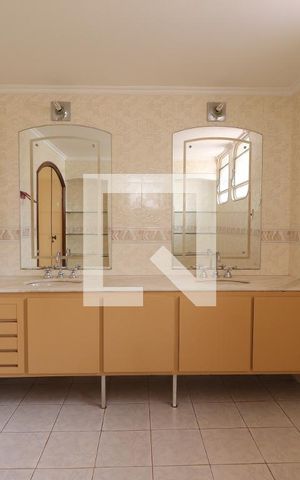 Apartamento para alugar com 314m², 5 quartos e 4 vagasBanheiro da Suíte 2