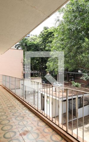 Apartamento para alugar com 314m², 5 quartos e 4 vagasSacada