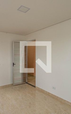 Casa à venda com 310m², 4 quartos e 1 vaga Casa à venda com 310m², 4 quartos e 1 vagaCasa 2