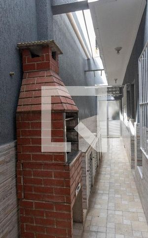 Casa à venda com 310m², 4 quartos e 1 vaga Casa à venda com 310m², 4 quartos e 1 vagaÁrea de serviço e de lazer