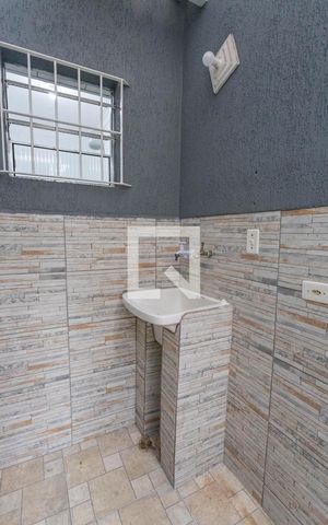 Casa à venda com 310m², 4 quartos e 1 vaga Casa à venda com 310m², 4 quartos e 1 vagaÁrea de serviço e de lazer