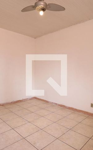 Casa à venda com 220m², 3 quartos e 1 vagaQuarto 2
