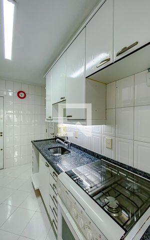 Apartamento à venda com 82m², 3 quartos e 2 vagasCozinha