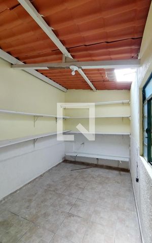 Casa à venda com 352m², 3 quartos e 1 vaga Casa à venda com 352m², 3 quartos e 1 vagaQuarto de serviço