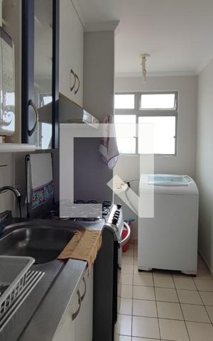 Apartamento à venda com 47m², 2 quartos e 1 vaga Apartamento à venda com 47m², 2 quartos e 1 vagaCozinha
