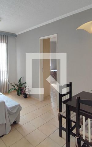 Apartamento à venda com 47m², 2 quartos e 1 vaga Apartamento à venda com 47m², 2 quartos e 1 vagaSala