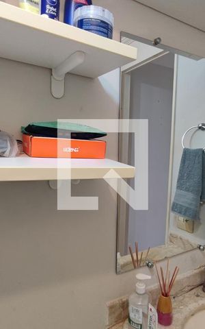 Apartamento à venda com 47m², 2 quartos e 1 vaga Apartamento à venda com 47m², 2 quartos e 1 vagaBanheiro