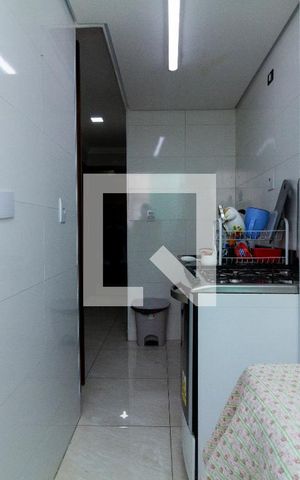 Apartamento à venda com 48m², 2 quartos e 1 vaga Apartamento à venda com 48m², 2 quartos e 1 vagaCozinha e Área de Serviço