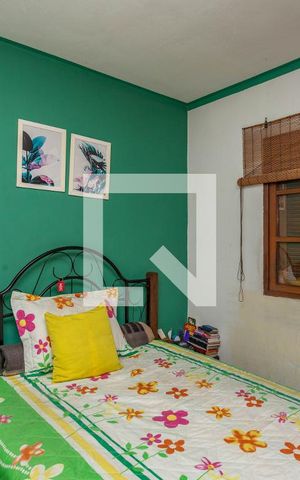 Casa à venda com 197m², 5 quartos e 2 vagas Casa à venda com 197m², 5 quartos e 2 vagasCasa 1 - Quarto 1