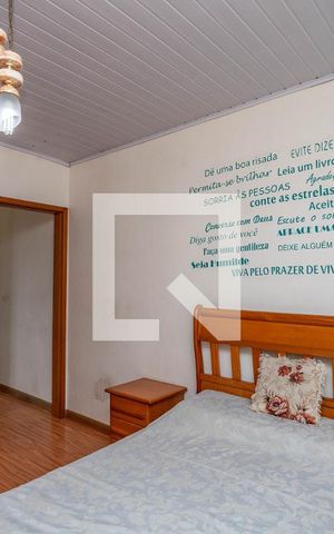 Casa à venda com 197m², 5 quartos e 2 vagas Casa à venda com 197m², 5 quartos e 2 vagasCasa 2 - Quarto 1