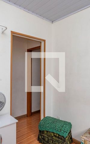 Casa à venda com 197m², 5 quartos e 2 vagas Casa à venda com 197m², 5 quartos e 2 vagasCasa 2 - Quarto 2