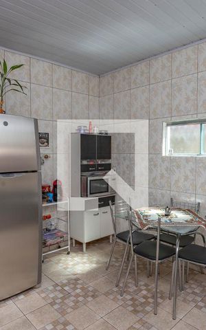 Casa à venda com 197m², 5 quartos e 2 vagas Casa à venda com 197m², 5 quartos e 2 vagasCasa 2 - Cozinha